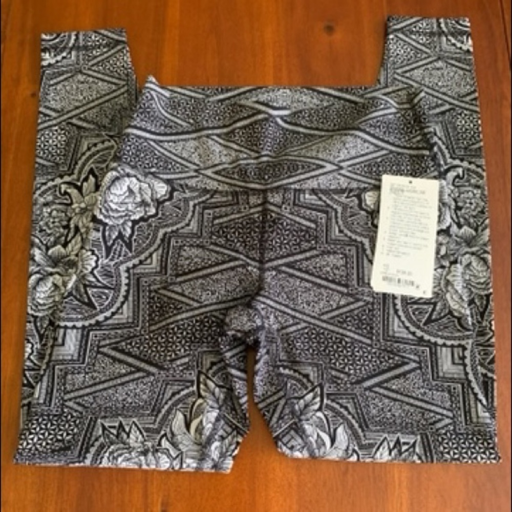NEW Lululemon Leggings